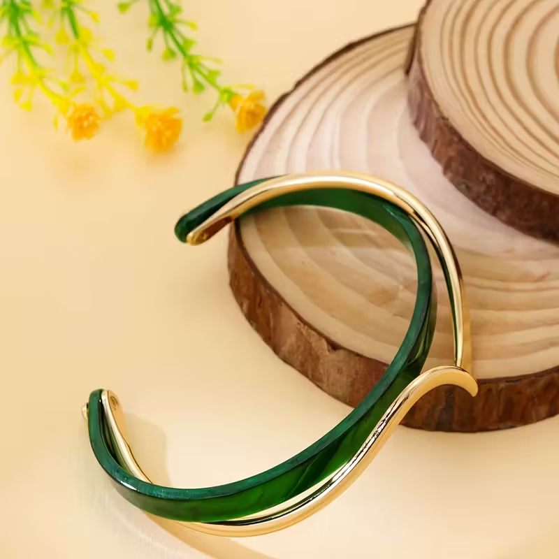 Stunning Bracelet for Daily Wear
