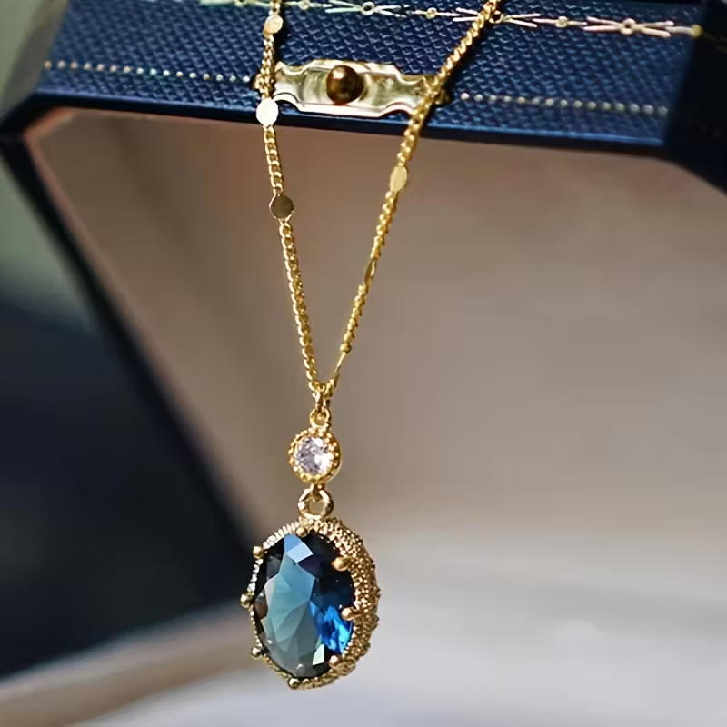 Stunning Necklace for Daily Wear