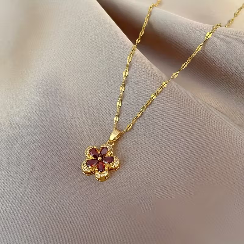 Stunning Necklace for Daily Wear