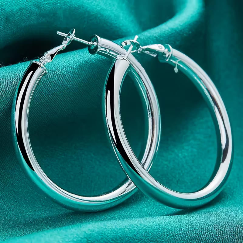 Romantic Silver Piece for Special Moments