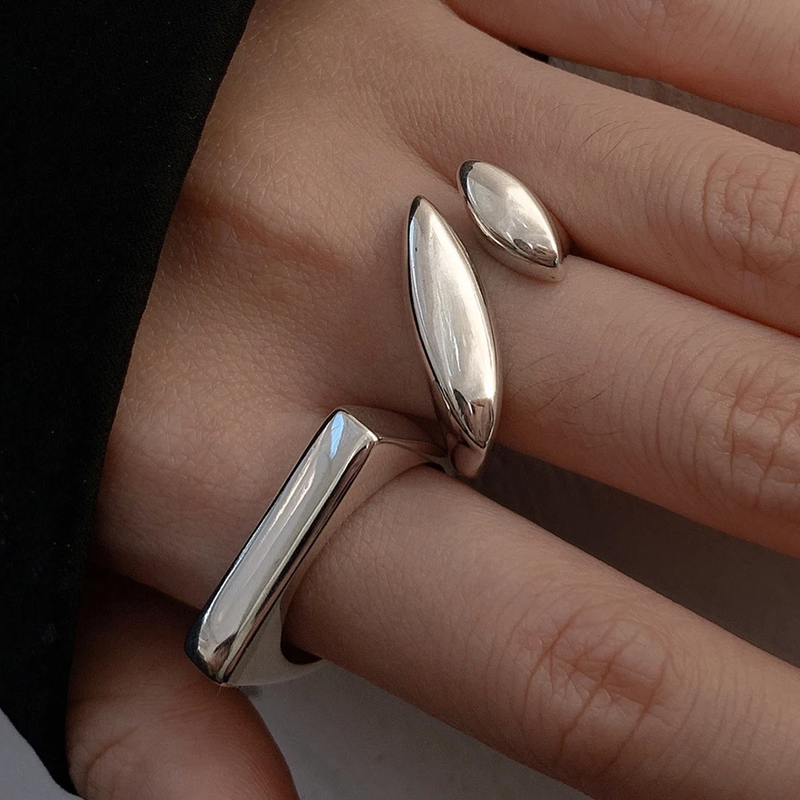 Charming Silver Set for Any Occasion