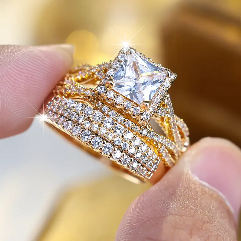 Charming Gold Set for Any Occasion