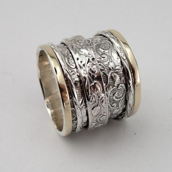 Beautiful Gold Ring with Unique Style