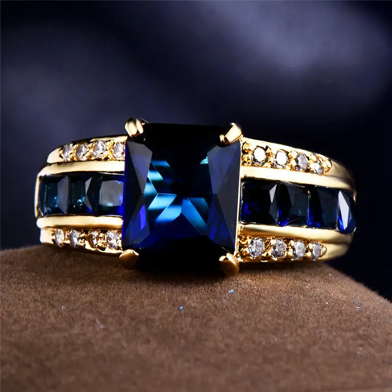 Beautiful Gold Ring with Unique Style