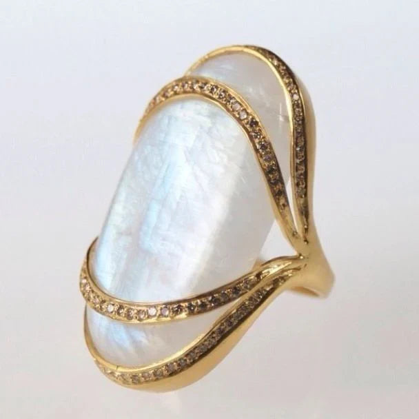 Beautiful Gold Ring with Unique Style