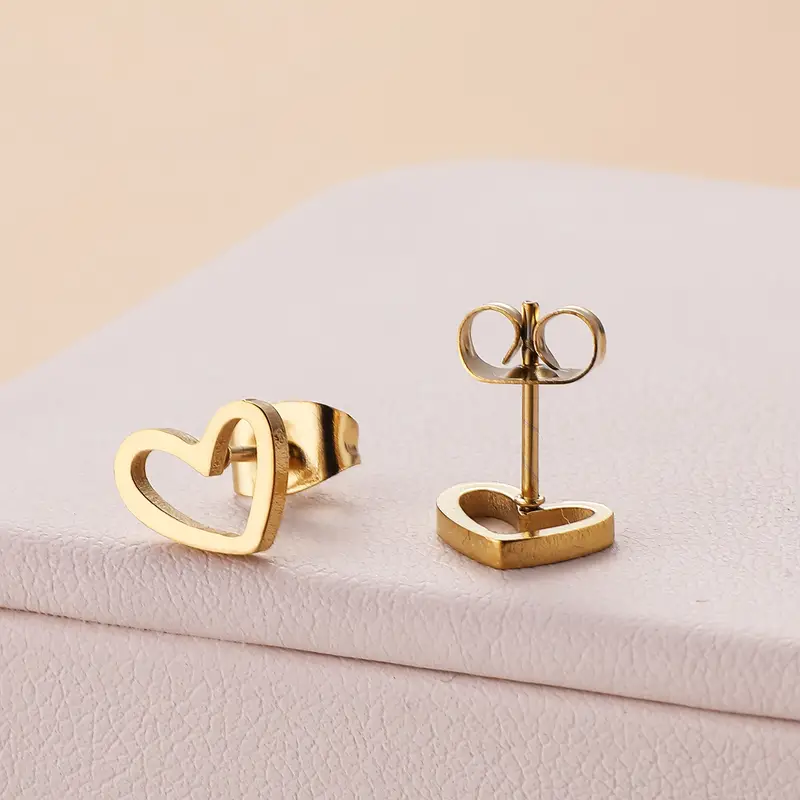 Beautiful Gold Earring with Unique Style