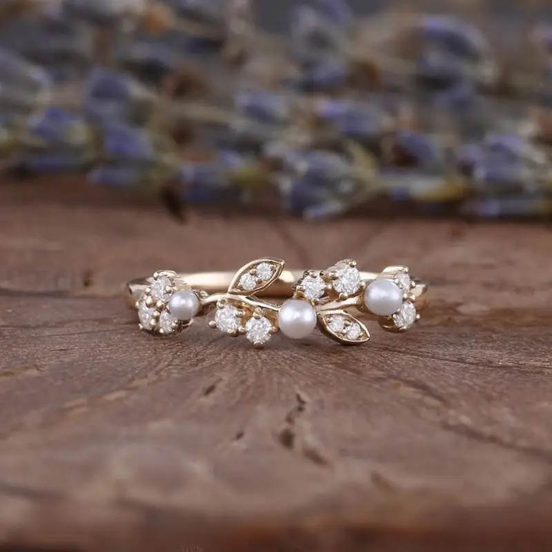 Beautiful Pearl Ring with Unique Style