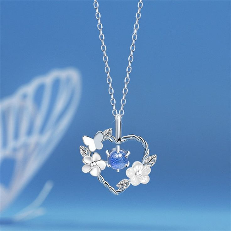 Charming Silver Necklace for Any Occasion