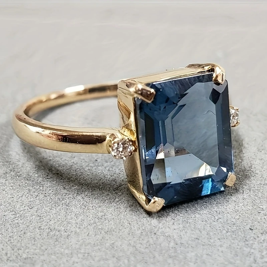 Cubic Blue Sky Crystal Gold Ring