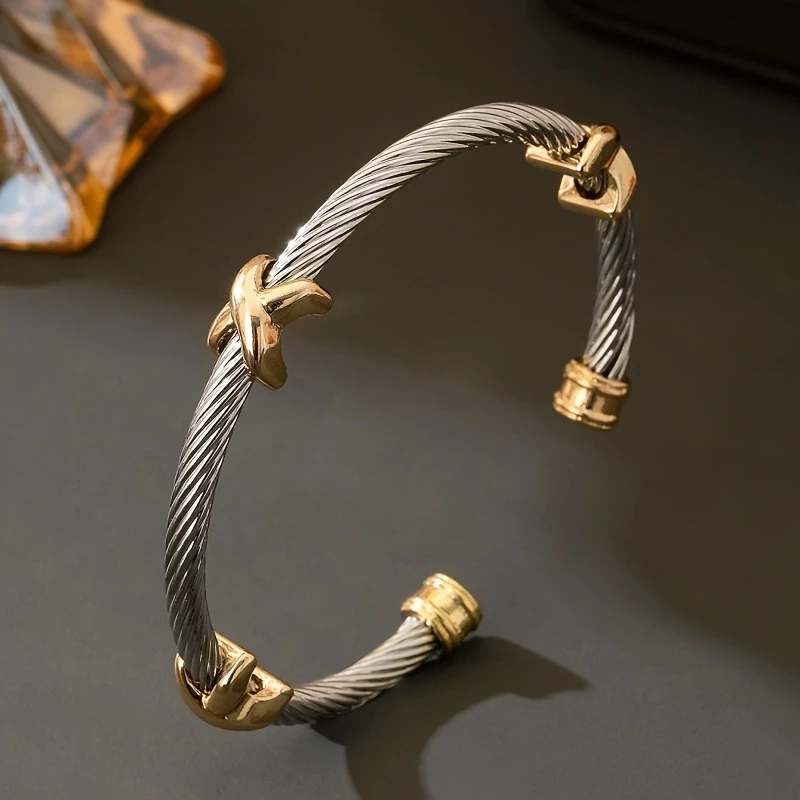 Stunning Gold Bracelet for Daily Wear