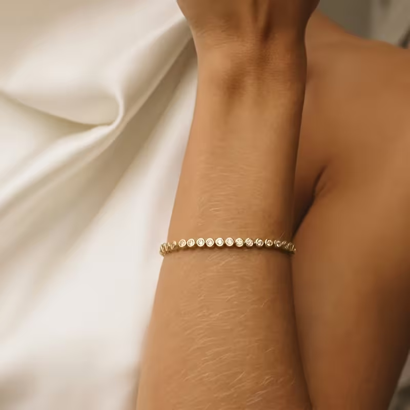 Stunning Gold Bracelet for Daily Wear