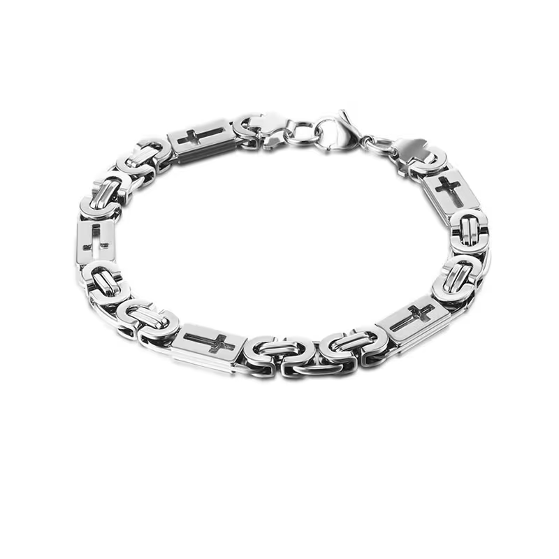 Charming Gold Bracelet for Any Occasion