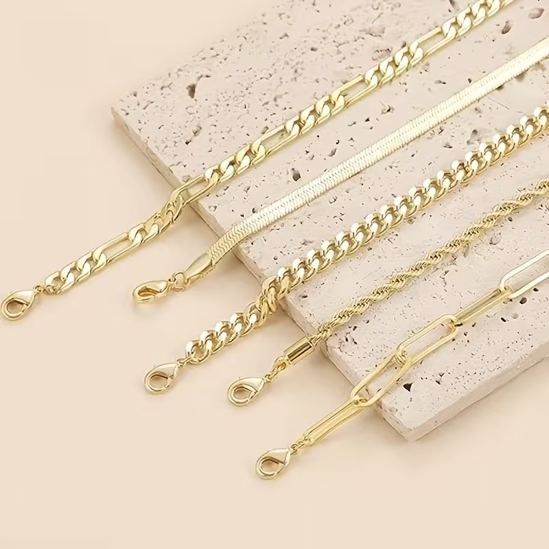 Beautiful Gold Bracelet with Unique Style