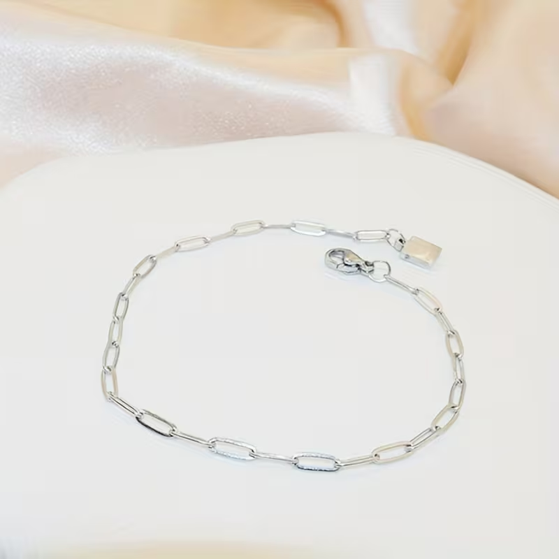 Stunning Gold Bracelet for Daily Wear