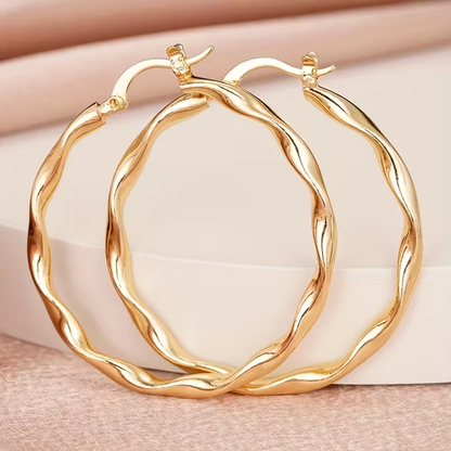 Beautiful Gold Earring with Unique Style