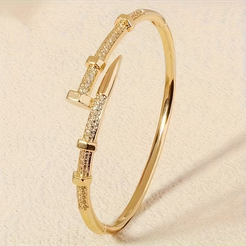 Elegant Gold Bracelet for Every Occasion