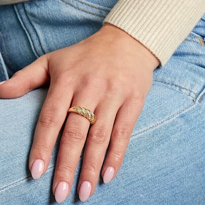 Elegant Gold Ring for Every Occasion