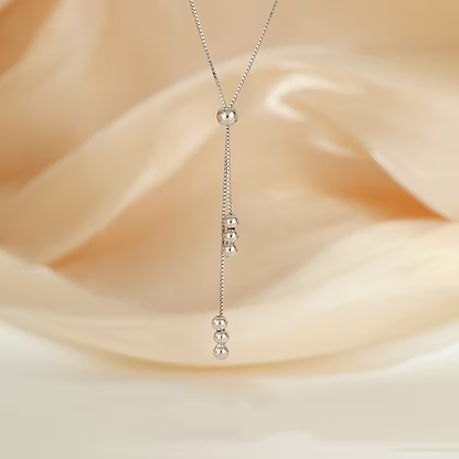 Charming Silver Necklace for Any Occasion