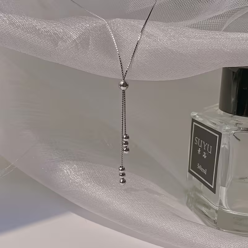 Charming Silver Necklace for Any Occasion
