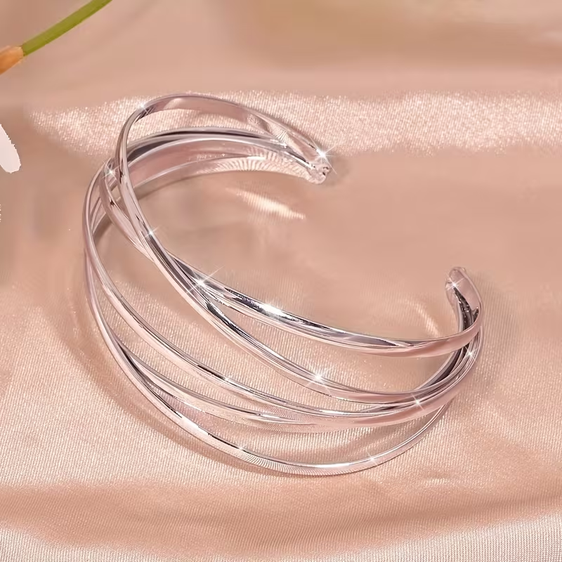Charming Bracelet for Any Occasion