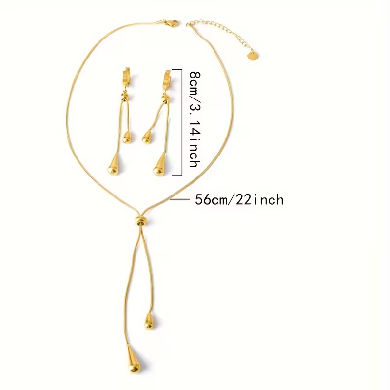 Beautiful Gold Set with Unique Style
