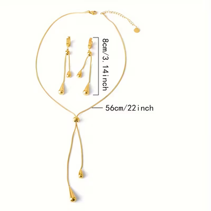 Beautiful Gold Set with Unique Style