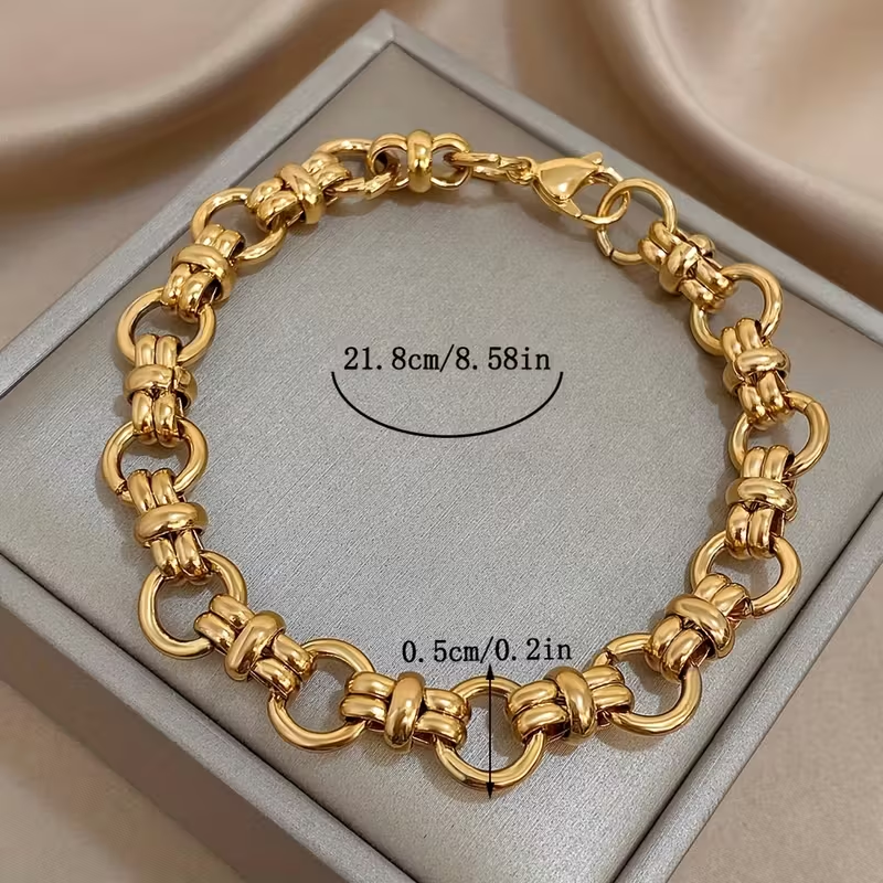 Beautiful Gold Bracelet with Unique Style
