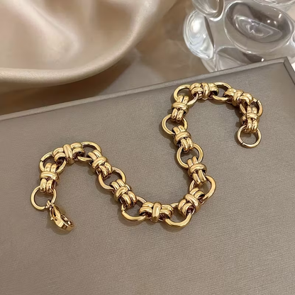 Beautiful Gold Bracelet with Unique Style