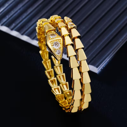 Beautiful Gold Bracelet with Unique Style