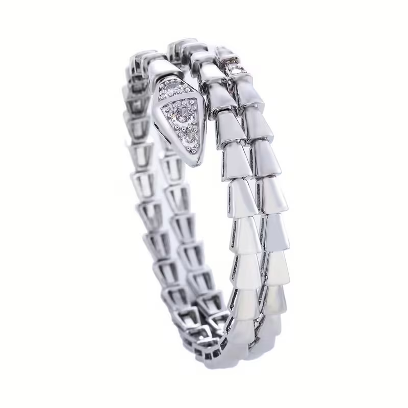 Beautiful Gold Bracelet with Unique Style