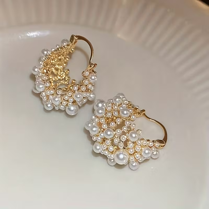 Beautiful Gold Earring with Unique Style
