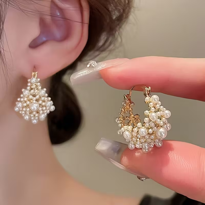 Beautiful Gold Earring with Unique Style