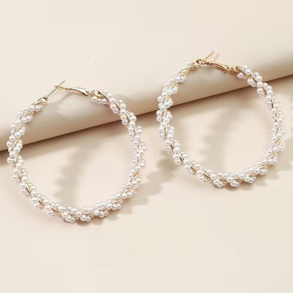 Romantic Pearl Earring for Special Moments