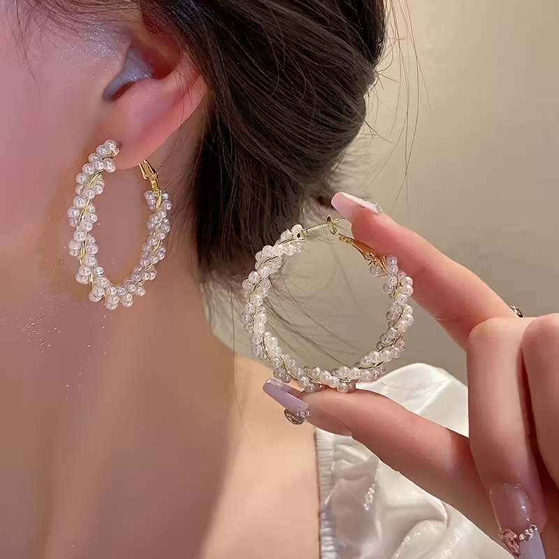Romantic Pearl Earring for Special Moments