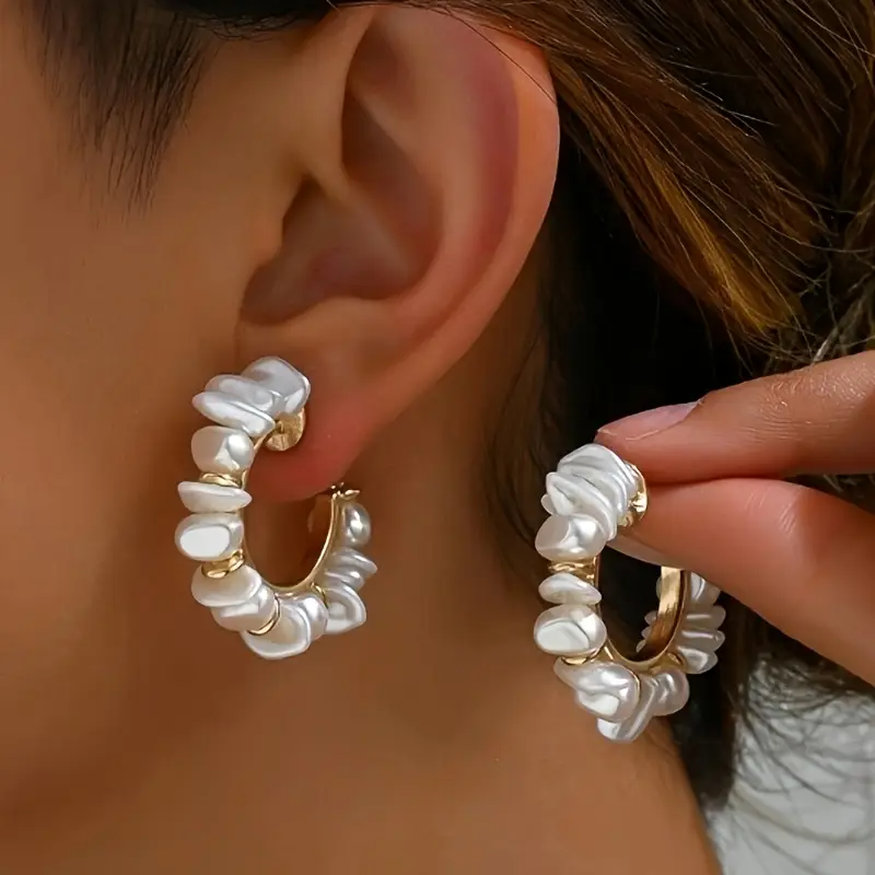 Classic Pearl Earring with Timeless Appeal