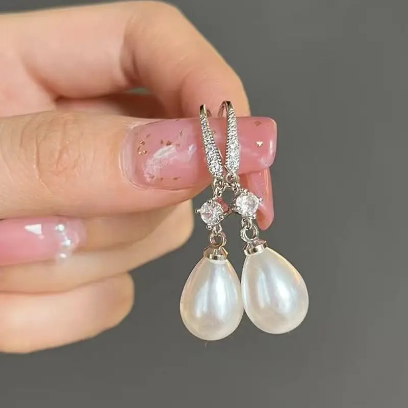 Delicate Artisan Pearl Earring