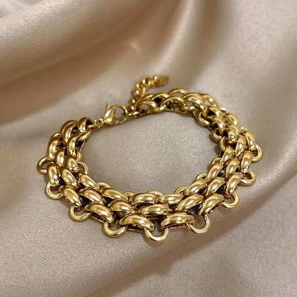 Romantic Bracelet for Special Moments