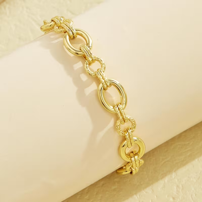 Stunning Bracelet for Daily Wear